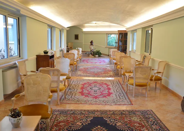 Grand Degli Angeli Hotel